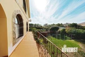 Дом 316м², 2-этажный, участок 8 сот.  