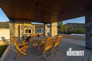 Дом 247м², 2-этажный, участок 5 сот.  