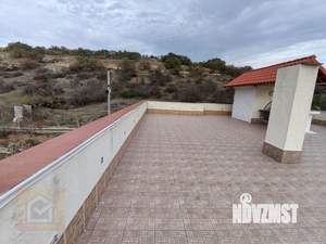 Дом 375м², 3-этажный, участок 12 сот.  