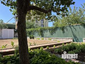 Дом 153м&sup2;, 3-этажный, участок 5 сот.  