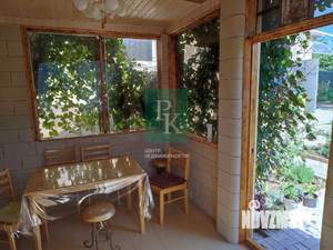 Дача 197м&sup2;, 2-этажный, участок 12 сот.  