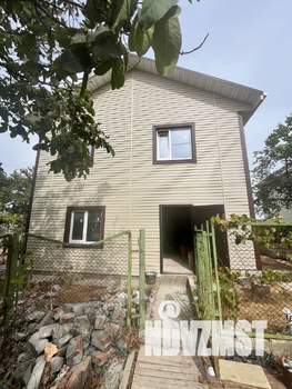 Дом 100м², 2-этажный, участок 4 сот.  