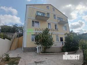 Дом 292м&sup2;, 3-этажный, участок 4 сот.  