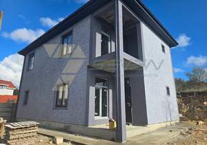 Дом 180м², 2-этажный, участок 4 сот.  