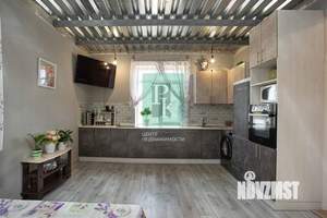 Дом 106м&sup2;, 2-этажный, участок 4 сот.  