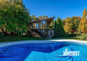 Дом 653м², 2-этажный, участок 216 сот.  