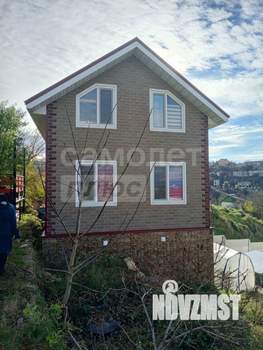 Дом 62м&sup2;, 2-этажный, участок 3 сот.  