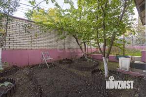 Дом 168м&sup2;, 3-этажный, участок 3 сот.  