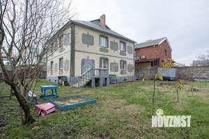 Дом 338м², 3-этажный, участок 6 сот.  