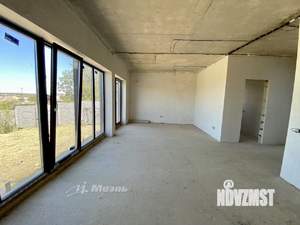 Дом 180м², 2-этажный, участок 5 сот.  
