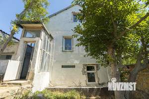 Дом 110м&sup2;, 3-этажный, участок 6 сот.  