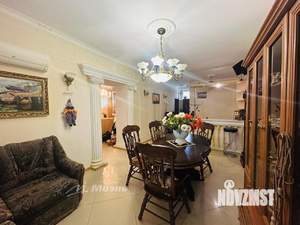 Дача 330м², 3-этажный, участок 5 сот.  