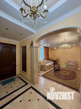 Дом 276м², 4-этажный, участок 2 сот.  