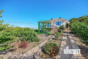 Дом 175м&sup2;, 2-этажный, участок 8 сот.  