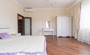Дом 267м², 2-этажный, участок 10 сот.  