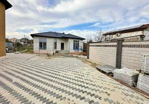 Дом 110м&sup2;, 1-этажный, участок 4 сот.  