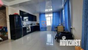 Дом 178м², 2-этажный, участок 8 сот.  