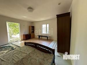 Дом 42м&sup2;, 2-этажный, участок 9 сот.  