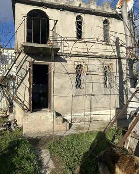 Дом 40м&sup2;, 2-этажный, участок 4 сот.  