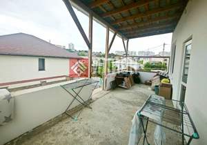 Дом 208м², 2-этажный, участок 4 сот.  