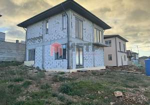 Дом 130м², 2-этажный, участок 4 сот.  