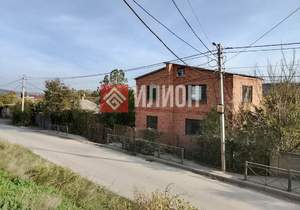 Дом 214м², 2-этажный, участок 10 сот.  