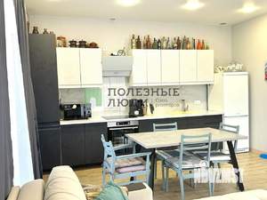 Дом 645м&sup2;, 3-этажный, участок 8 сот.  