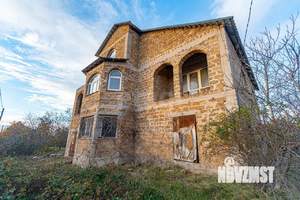 Дом 415м², 3-этажный, участок 4 сот.  