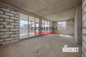 Дом 299м², 2-этажный, участок 4 сот.  