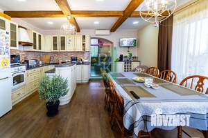 Дом 174м², 2-этажный, участок 5 сот.  