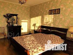 Дом 270м², 2-этажный, участок 12 сот.  