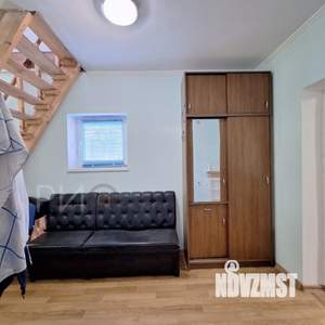 Дом 63м&sup2;, 2-этажный, участок 6 сот.  