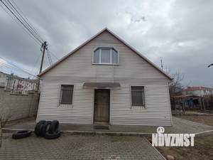 Дом 100м², 2-этажный, участок 6 сот.  