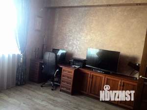 Дом 330м², 2-этажный, участок 6 сот.  