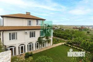 Дом 300м², 3-этажный, участок 10 сот.  