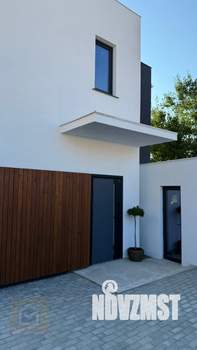 Дом 108м², 2-этажный, участок 4 сот.  