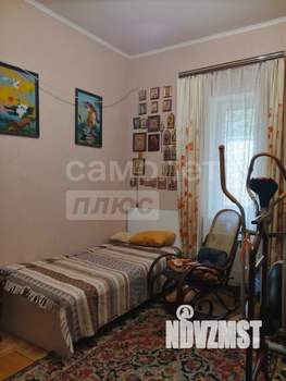 Коттедж 212м², 2-этажный, участок 4 сот.  