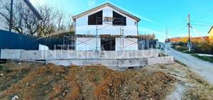 Дом 85м², 2-этажный, участок 4 сот.  