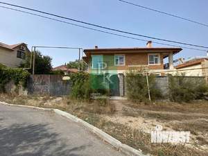 Дом 275м², 2-этажный, участок 7 сот.  