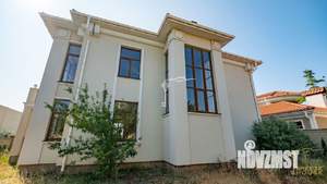 Дом 345м², 2-этажный, участок 10 сот.  