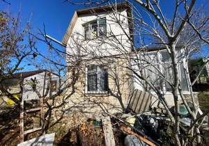 Дом 35м², 2-этажный, участок 4 сот.  