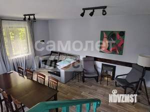 Дом 185м², 3-этажный, участок 12 сот.  