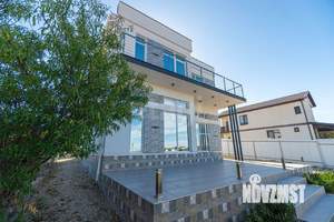 Дом 199м², 2-этажный, участок 4 сот.  