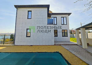 Дом 269м², 3-этажный, участок 5 сот.  