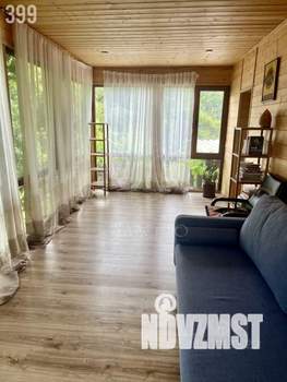 Дом 193м&sup2;, 3-этажный, участок 6 сот.  