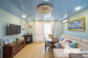 Дом 203м&sup2;, 2-этажный, участок 5 сот.  