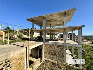 Дом 297м², 3-этажный, участок 4 сот.  