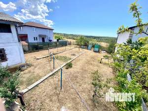 Дом 49м&sup2;, 2-этажный, участок 4 сот.  