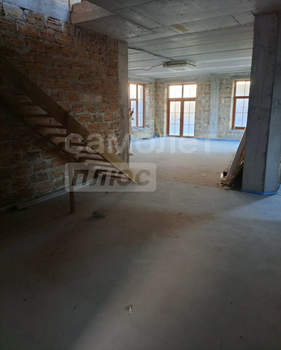 Дом 300м², 2-этажный, участок 16 сот.  