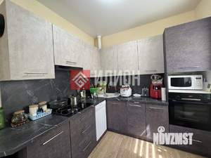 Дом 100м², 2-этажный, участок 3 сот.  